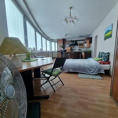 Appartement Sloneczny Apartamencik à Wrocław Extérieur photo