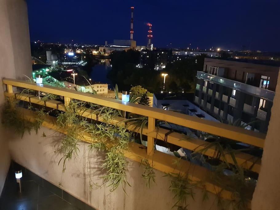 Appartement Sloneczny Apartamencik à Wrocław Extérieur photo